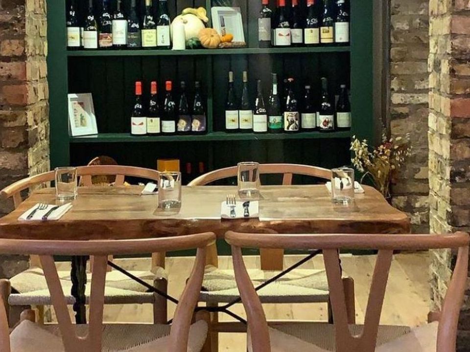 The welcome interior of Dubh