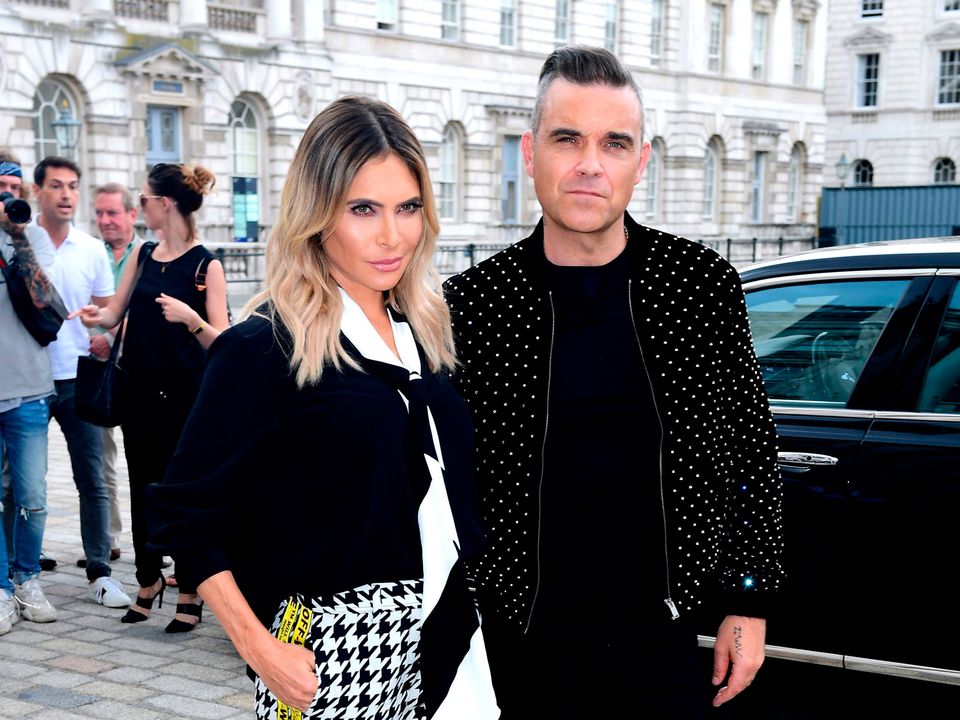 Robbie pays tribute to his wife, American actress Ayda Field