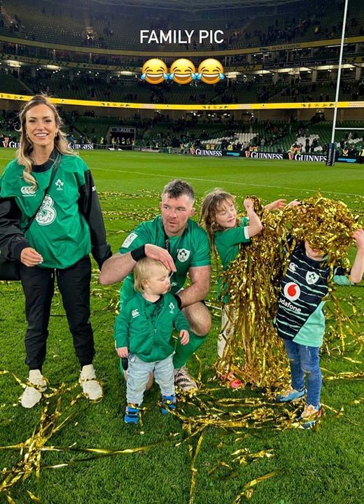 Jessica and Peter O'Mahony with their kids