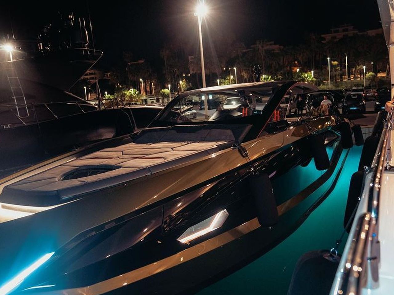 mcgregor ferrari yacht