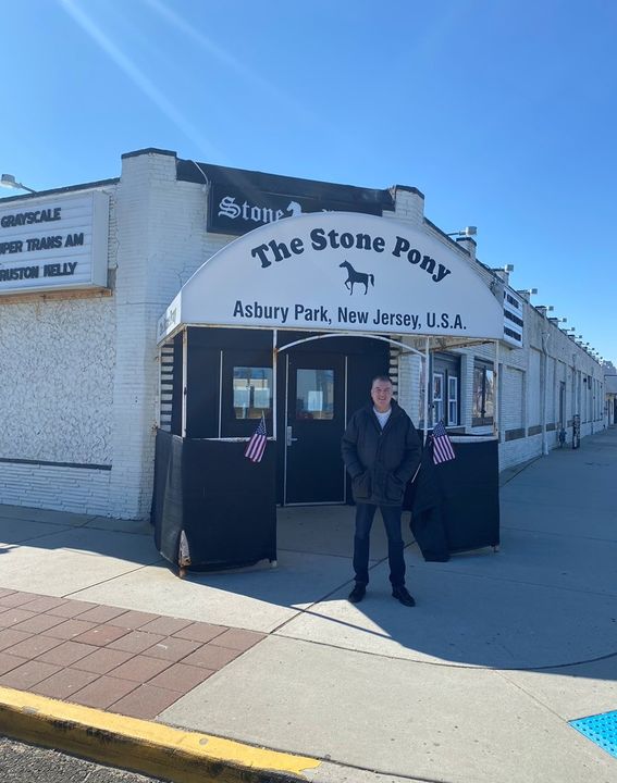 Outside rock venue The Stone Pony