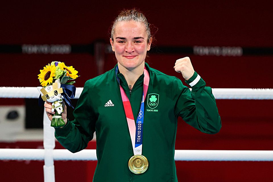 Kellie with her gold medal in Tokyo