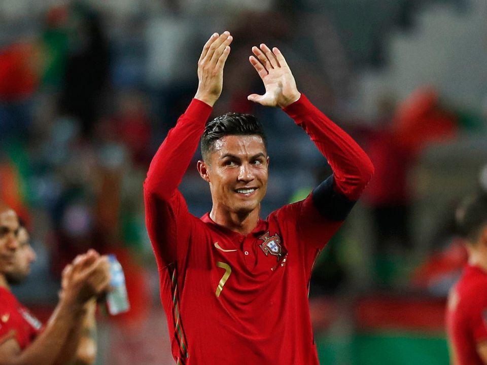 Ronaldo joins Manchester United F.C. early, released from Portugal; Here's  how to get his new jersey 