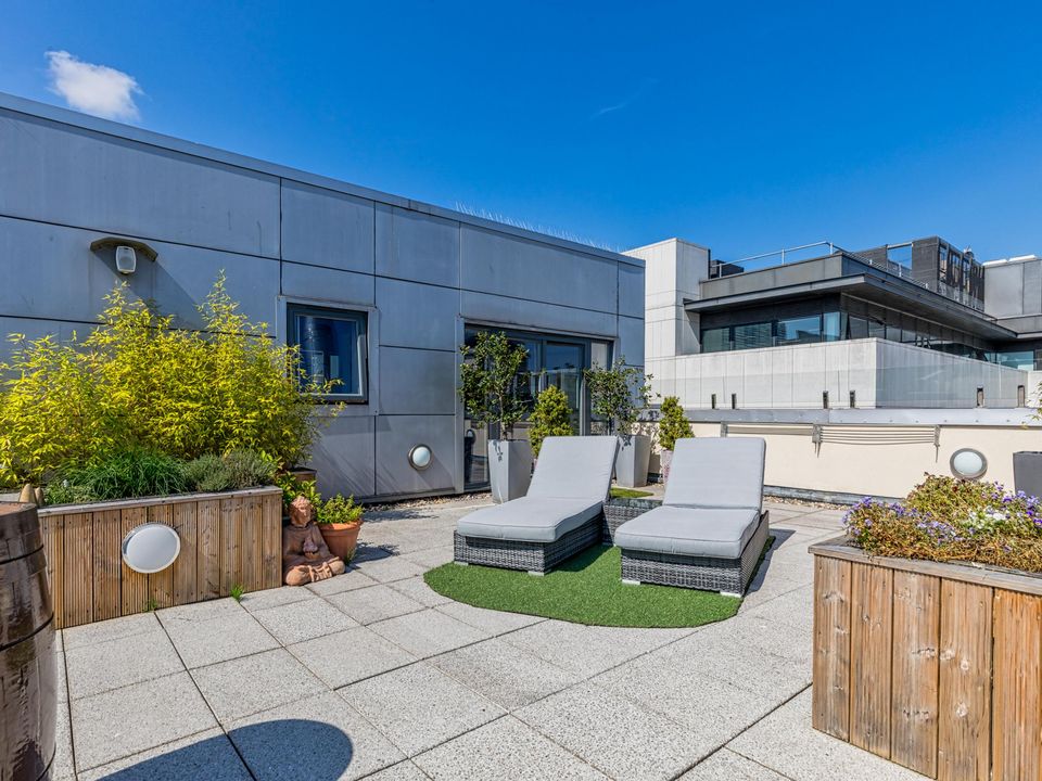 The rooftop garden extends to 1,300 sq ft