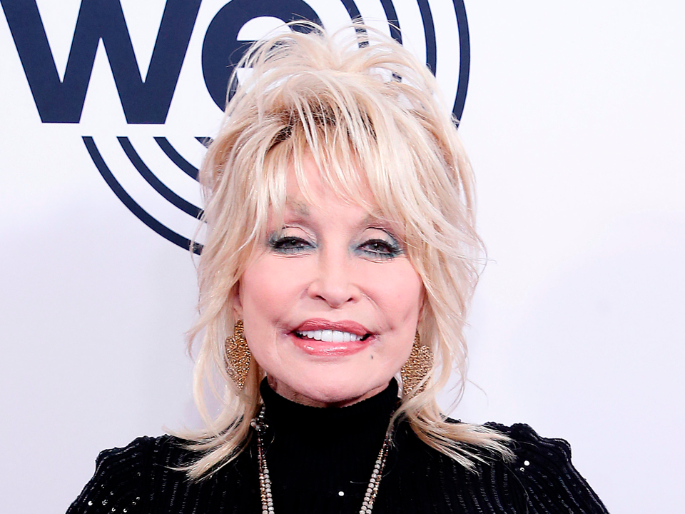 Dolly Parton Reveals Her Marriage Advice