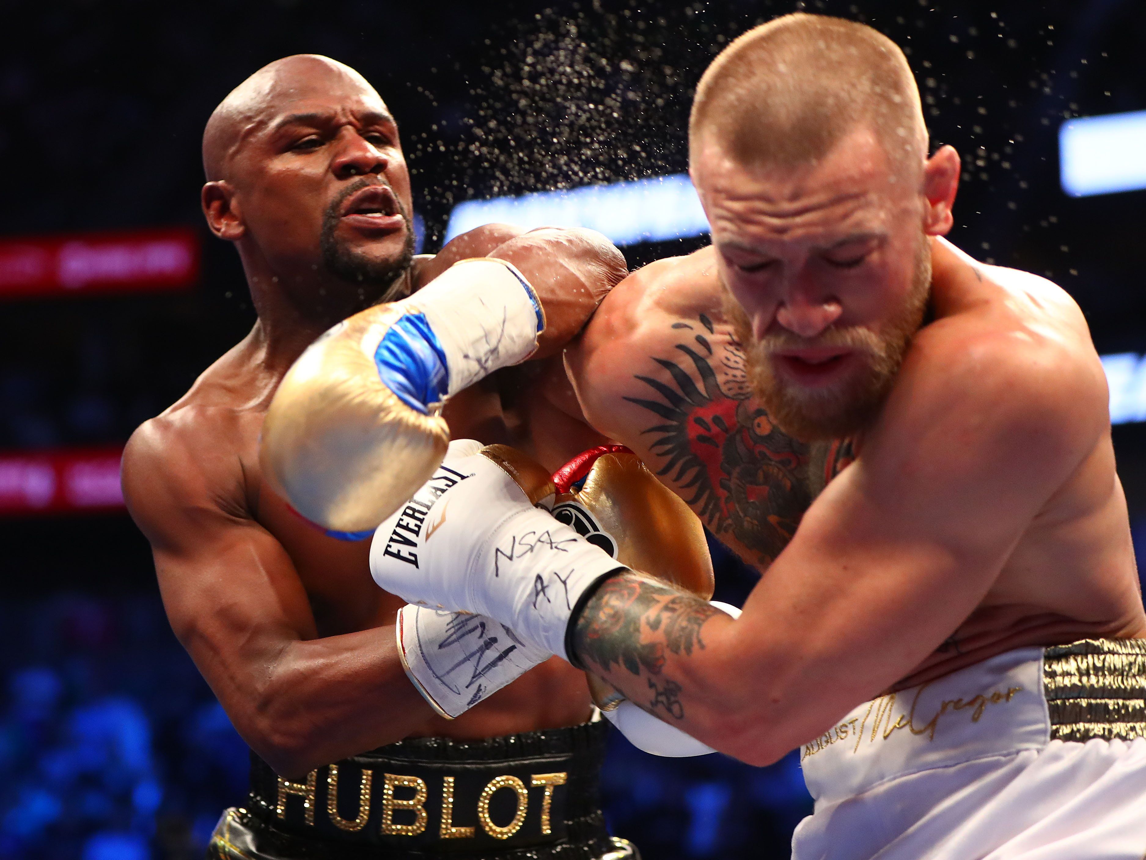 Floyd Mayweather vs Pacquiao Hublot  Floyd mayweather, Boxing quotes,  Boxing images