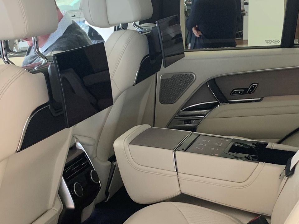 New Range Rover interior