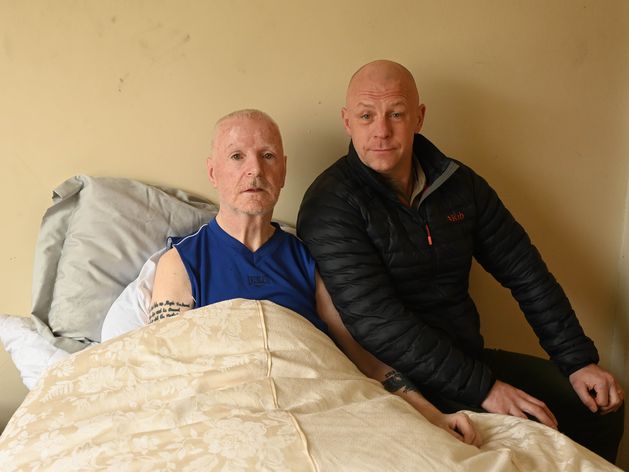 L'ancien homme de l'IRA qui a tenté de tuer Bobby Toohill l'aide maintenant sur son lit de mort