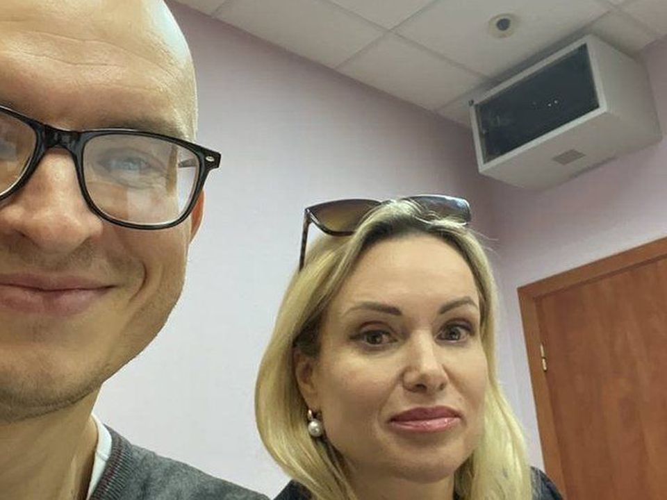 Ovsyannikova in court with lawyer Anton Gashinsky