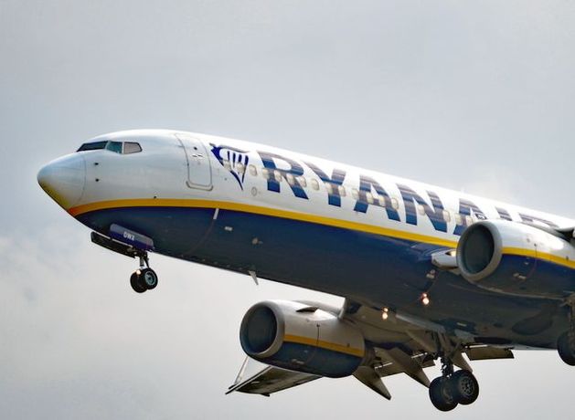 Passengers left terrified after Ryanair flight en route to Dublin hit by lightning