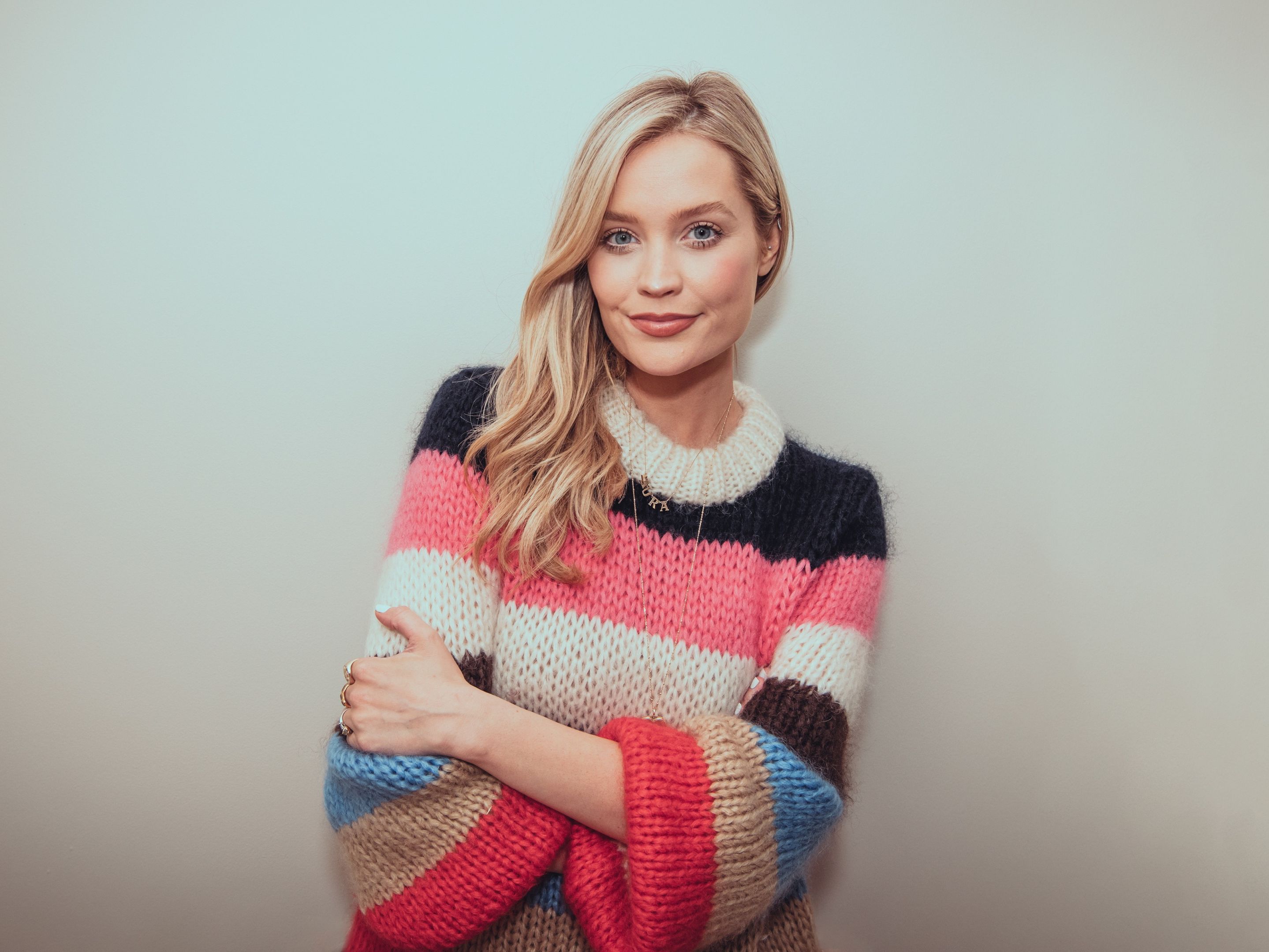 2878px x 2159px - Laura Whitmore to tackle 'rough sex and violence' in new ITV series -  SundayWorld.com