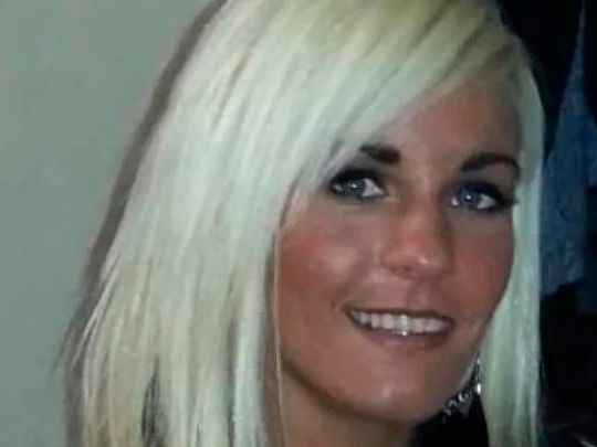 Une famille de Belfast a été frappée par une nouvelle tragédie après la mort soudaine de la jeune mère de trois enfants Colleen McComb