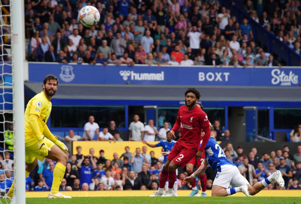 Everton's Tom Davies (right) attempts a shot on goal during the Premier League match at Goodison Park, Liverpool. Picture date: Saturday September 3, 2022.