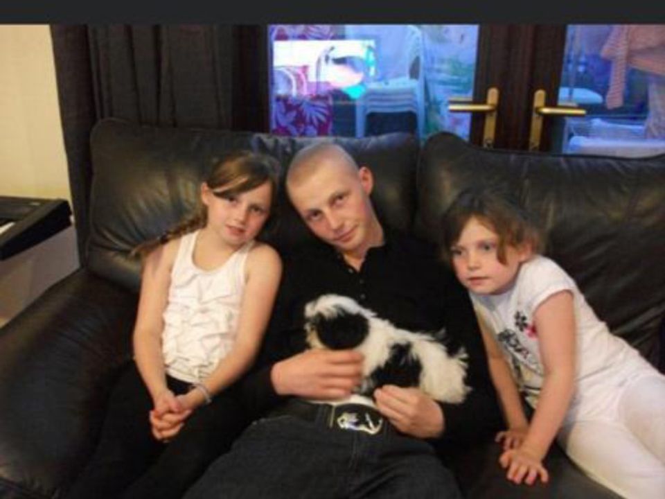 Danny with Stacey, Robyn and Chemo