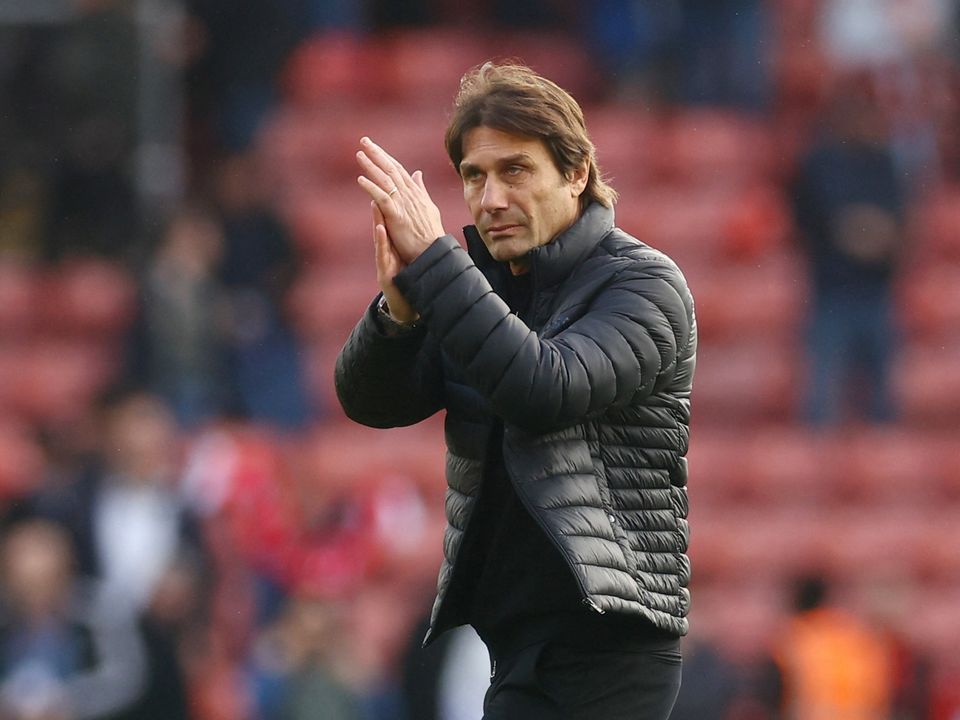 Antonio Conte: 'Fans follow us, pay for their ticket and to see the team another time, to have this type of performance is unacceptable'. Photo: Reuters