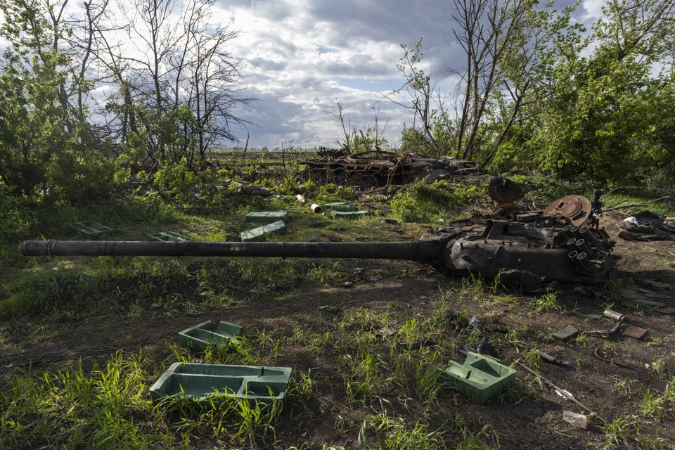 A destroyed tank near the village of Malaya Rohan, near Kharkiv region (AP Photo/Bernat Armangue)