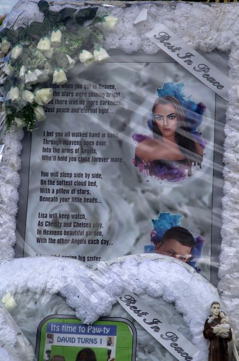 Poem left on the grave of  twins, Christy and Chelsea Cawley and their older sister Lisa Cash. Photo: Collins