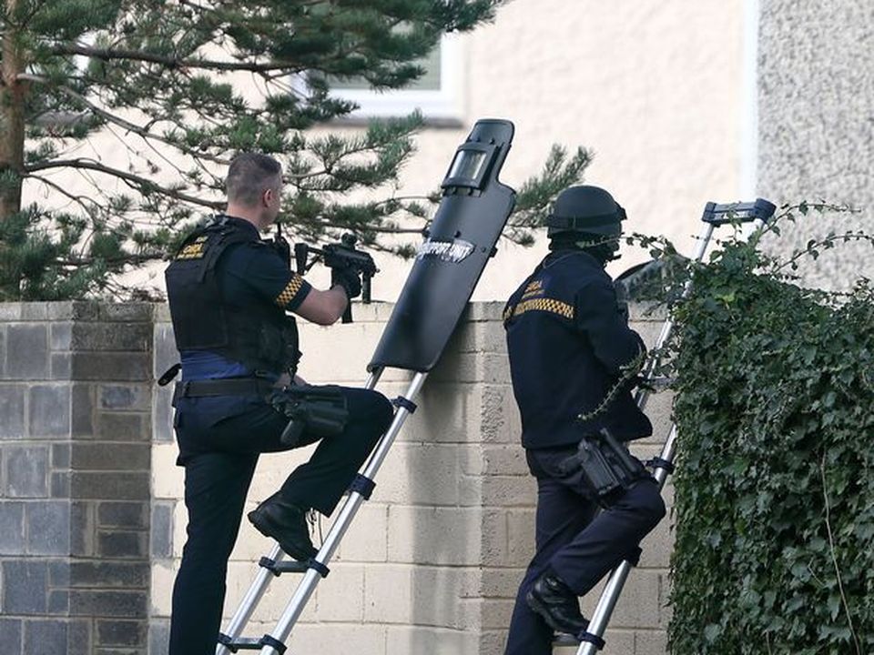 Armed Support Unit and ERU at the scene