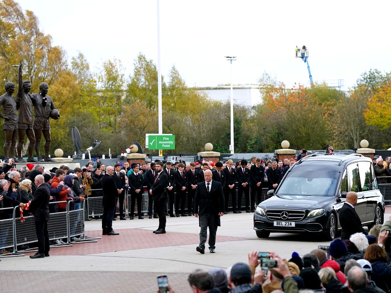 Thousands Turn Out At Old Trafford To Bid Final Farewell To Bobby ...