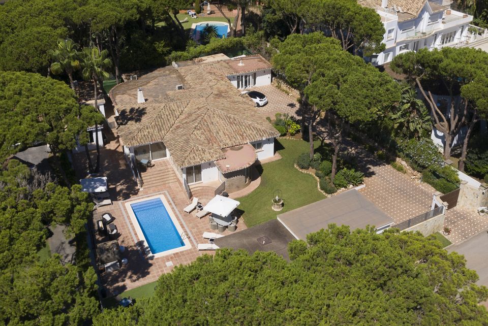 Johnny Morrissey and his wife lived in this seven-bed mansion near Marbella