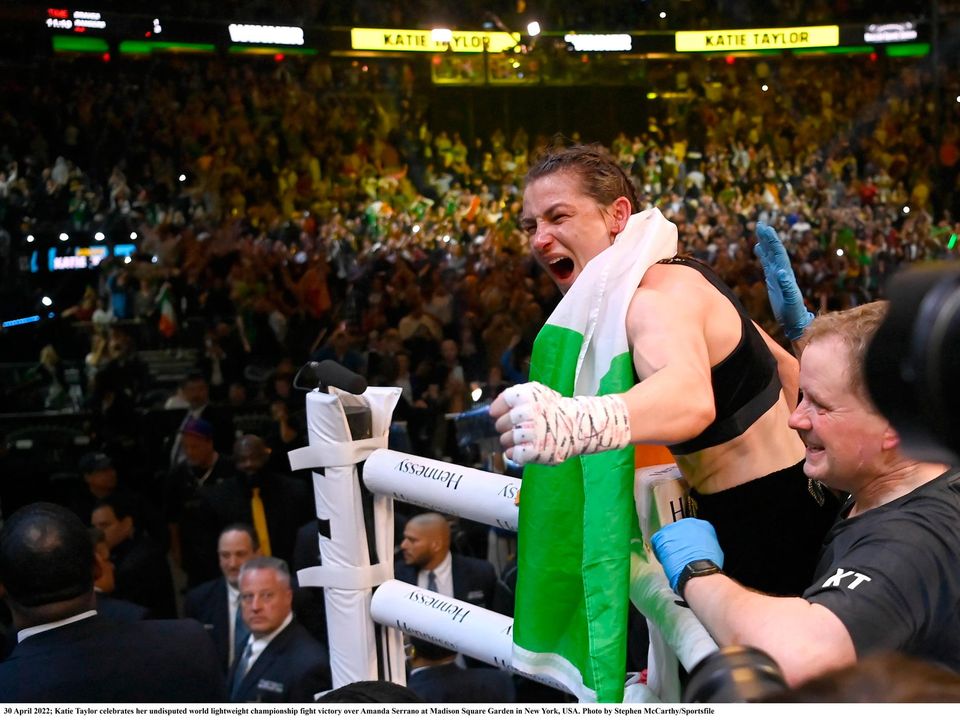 Katie Taylor celebrates her undisputed world lightweight championship fight victory over Amanda Serrano at Madison Square Garden in New York, USA. Photo by Stephen McCarthy/Sportsfile