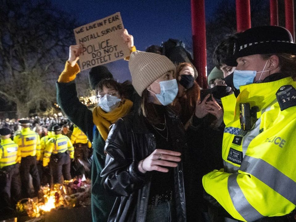 A crowd gathered at Clapham Common for a vigil for the late Sarah Everard last night. Photo: PA Media.