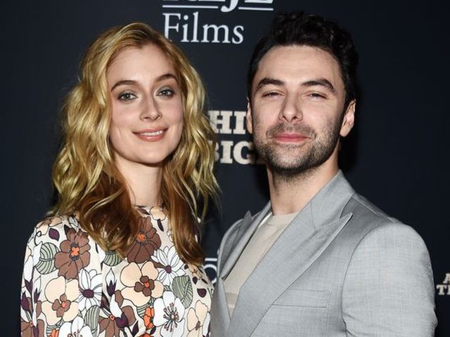 Poldark star Aidan Turner marries girlfriend Caitlin Fitzgerald in ...