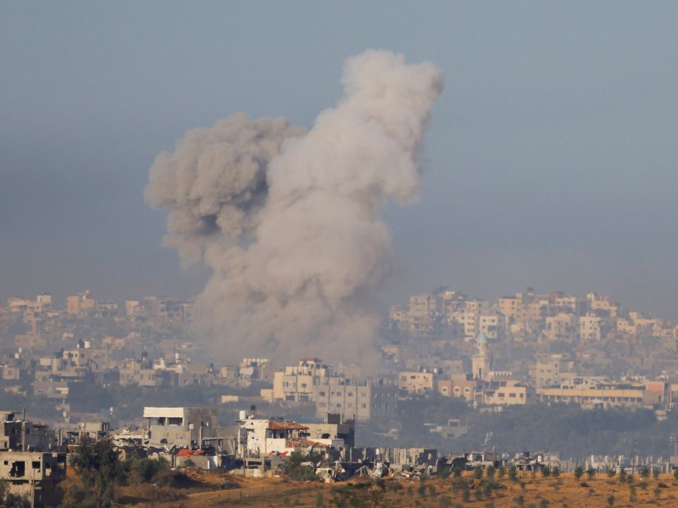 Smoke rises after Israeli air strikes in Gaza, as seen from southern Israel, amid the ongoing conflict between Israel and the Palestinian group Hamas, November 22, 2023. REUTERS/Alexander Ermochenko