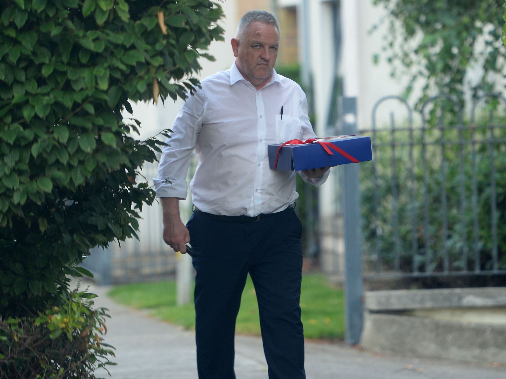 Wheeler dealer who owes €11m over failed investment now delivers cakes around Dublin