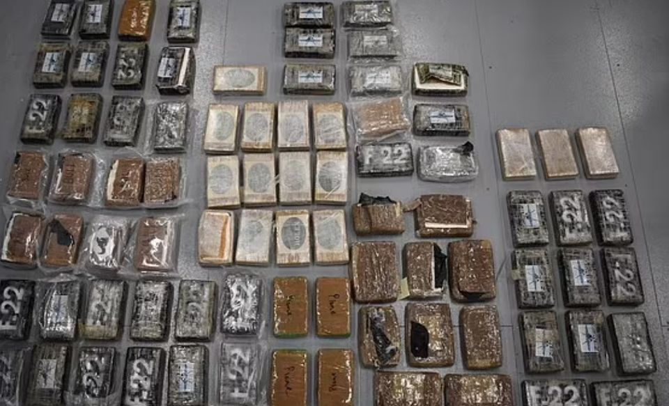 Massive stash of coke and ketamine (Met Police)