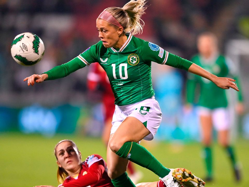 Denise O'Sullivan of Republic of Ireland in action against Laura Kovács of Hungary at Tallaght Stadium. Photo: Seb Daly/Sportsfile