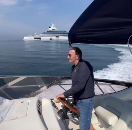 Tony McGregor went out to 'greet' the Kaos superyacht