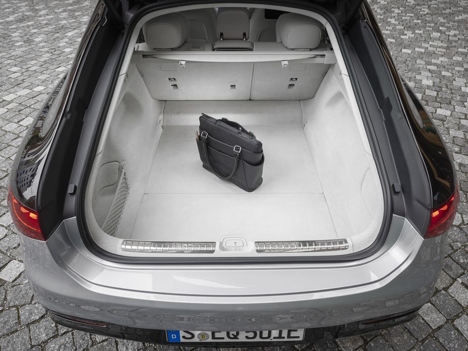 The boot is carpetted throughout