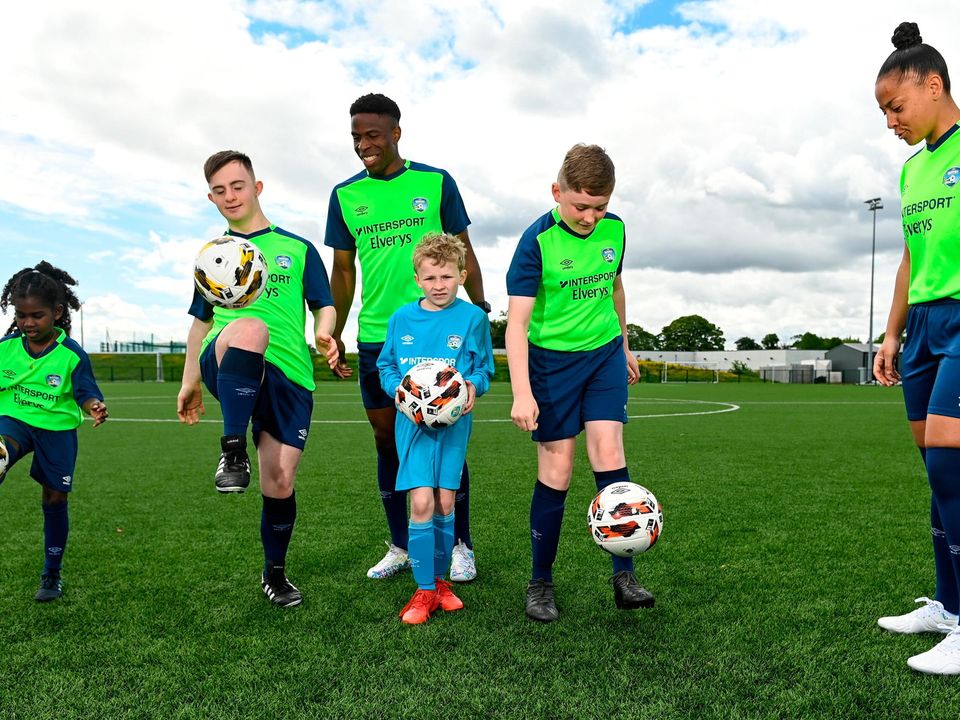 Chiedozie Ogbene and Rianna Jarrett with Marwa Babiker, Jason Burnett, Will Hawkins, and Eoin Hawkins during the launch of the INTERSPORT Elverys FAI Summer Soccer Schools at the FAI Headquarters in Abbotstown, Dublin. Photo by Harry Murphy/Sportsfile