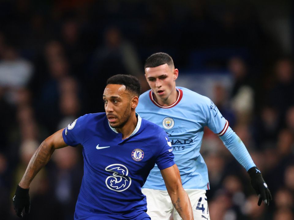 LONDON, ENGLAND - JANUARY 05:  Pierre-Emerick Aubameyang of Chelsea in action with Phil Foden of Manchester City during the Premier League match between Chelsea FC and Manchester City at Stamford Bridge on January 5, 2023 in London, United Kingdom. (Photo by Marc Atkins/Getty Images)