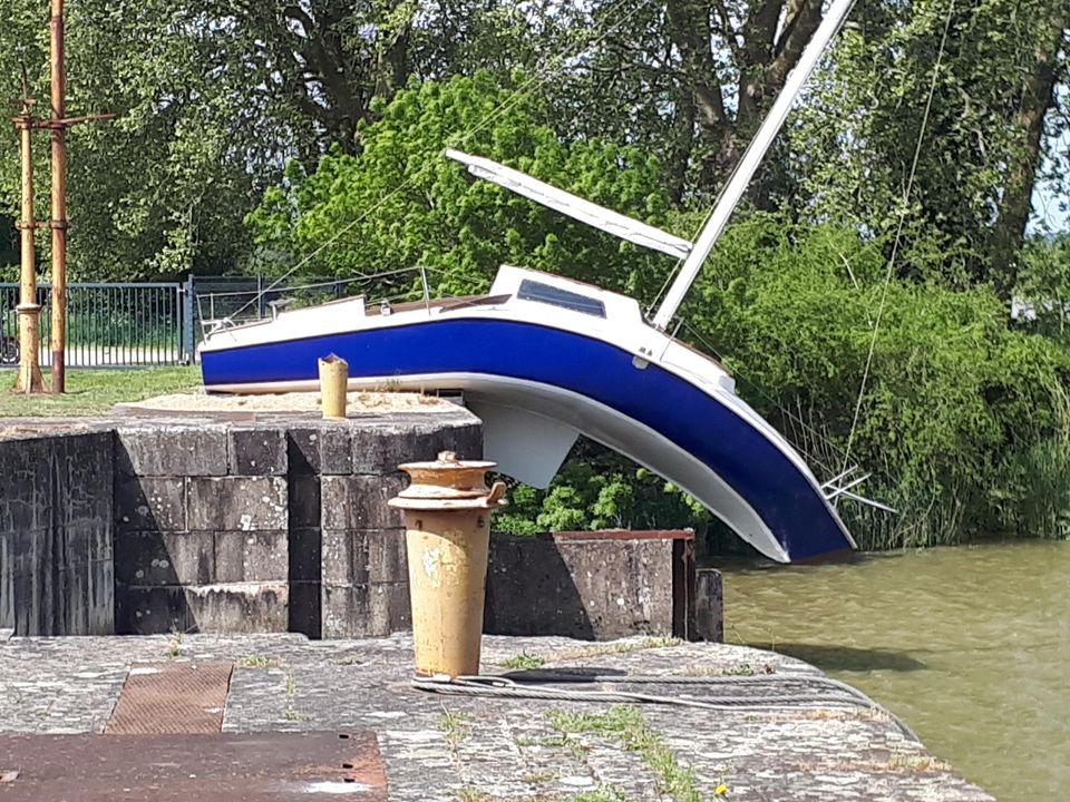 Art installation, Misconceivable, in Nantes
