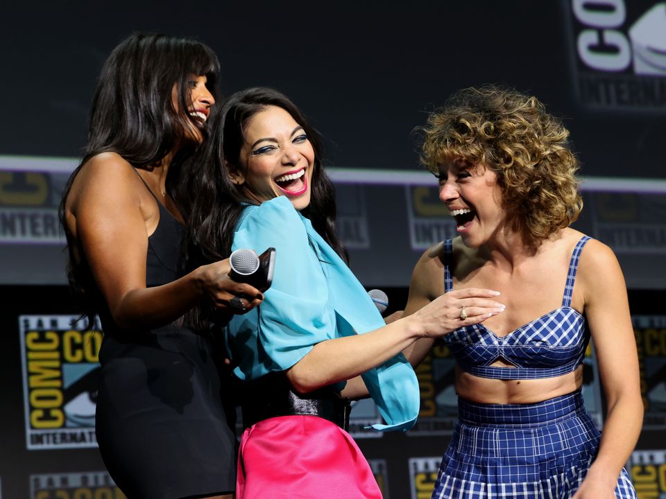 Jameela having fun with her co-stars Tatiana and Ginger Gonzaga at Comic Con