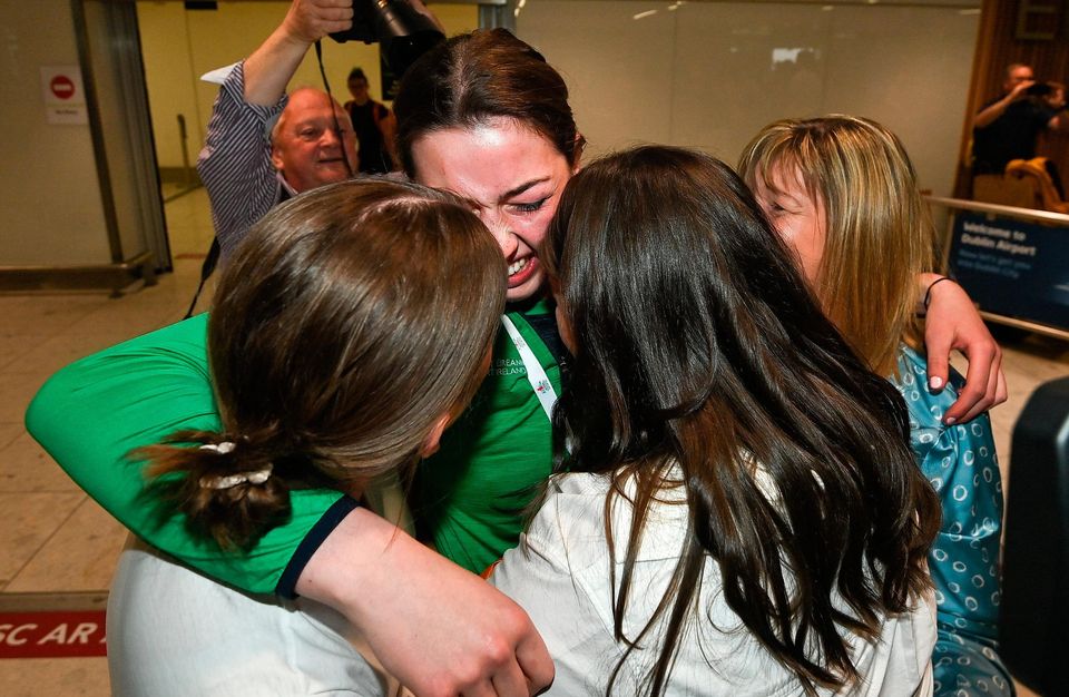 Lisa O'Rourke of Ireland meeting her family at Dublin Airport on their return from the IBA Women's World Boxing Championships 2022 in Turkey. Photo by Oliver McVeigh/Sportsfile