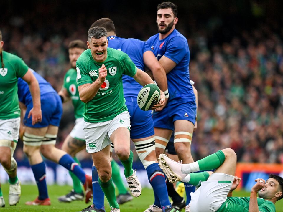 Jonathan Sexton of Ireland makes a break during the Guinness Six Nations Rugby Championship against France. Photo: Brendan Moran/Sportsfile