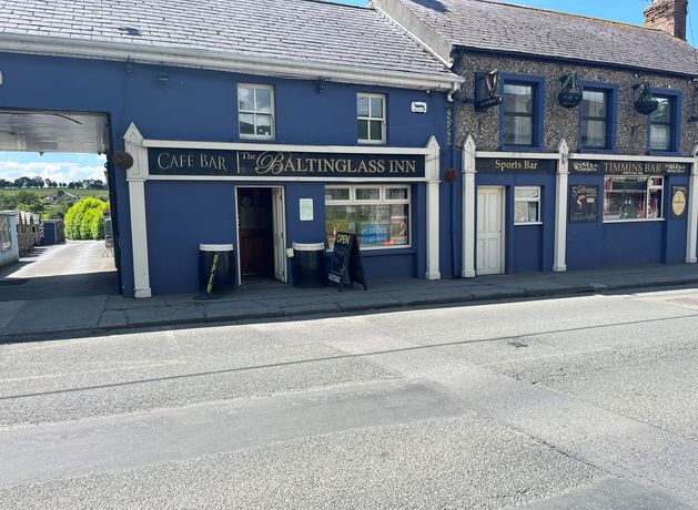 The Baltinglass is pure class serving up affordable €5 pints by a very friendly barman