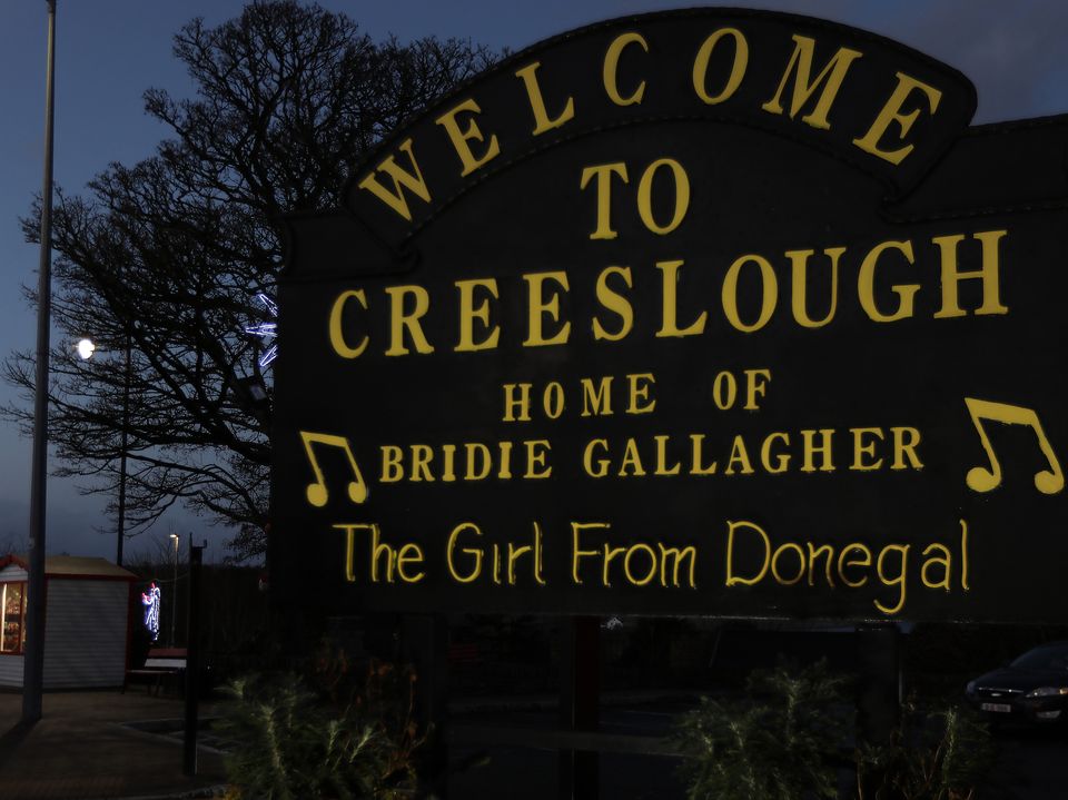 The sign welcoming visitors to Creeslough