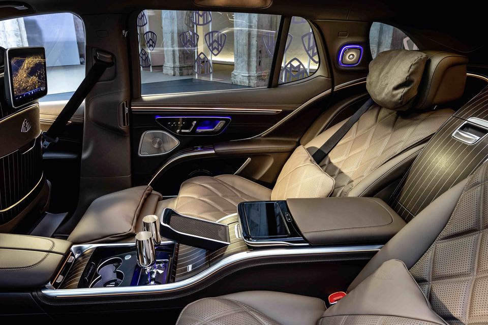 The interior of the all-electric Mercedes-Maybach EQS SUV