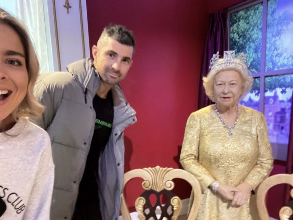 Jess and Rob snapped a selfie with the Queen in Madame Tussaud's (Instagram)