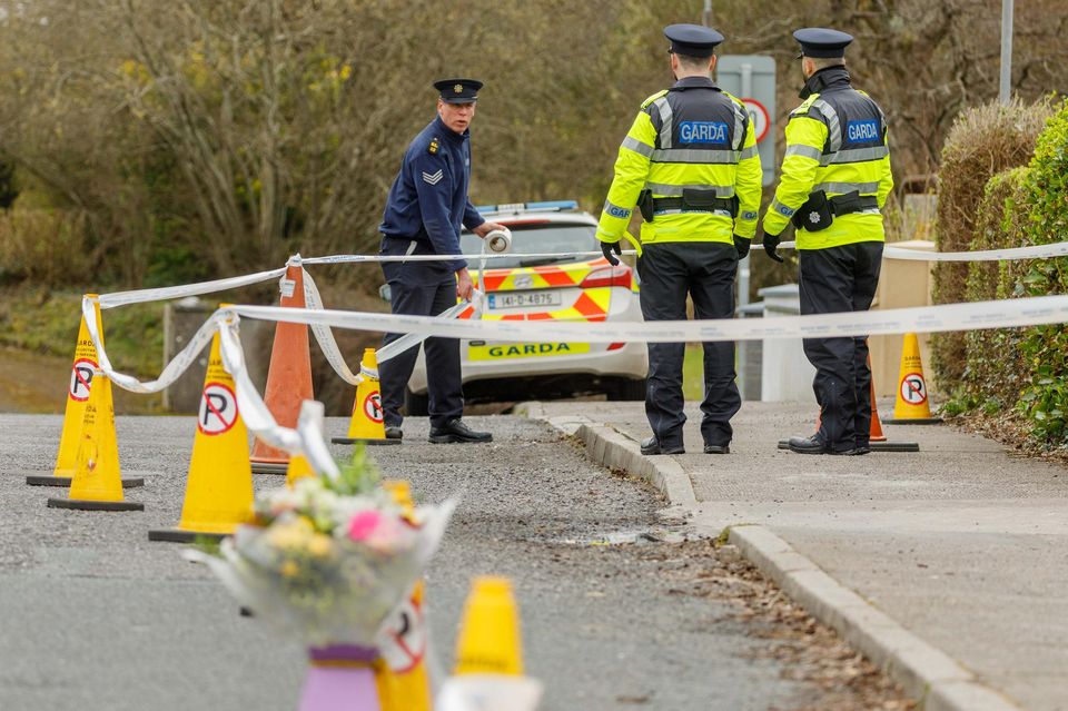 Gardai at the scene where the body of man in his 30s was found in house at Cartron, Sligo in ‘unexplained circumstances’ Photo: James Connolly