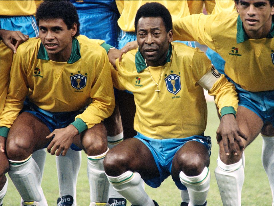 Pele (centre), is pictured prior a friendly soccer match  celebrate his fiftieth birthday in Milan on October 31, 1990. Photo: Gerard Malie via Getty Images