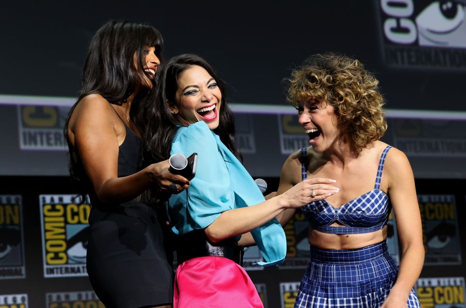 Jameela having fun with her co-stars Tatiana and Ginger Gonzaga at Comic Con