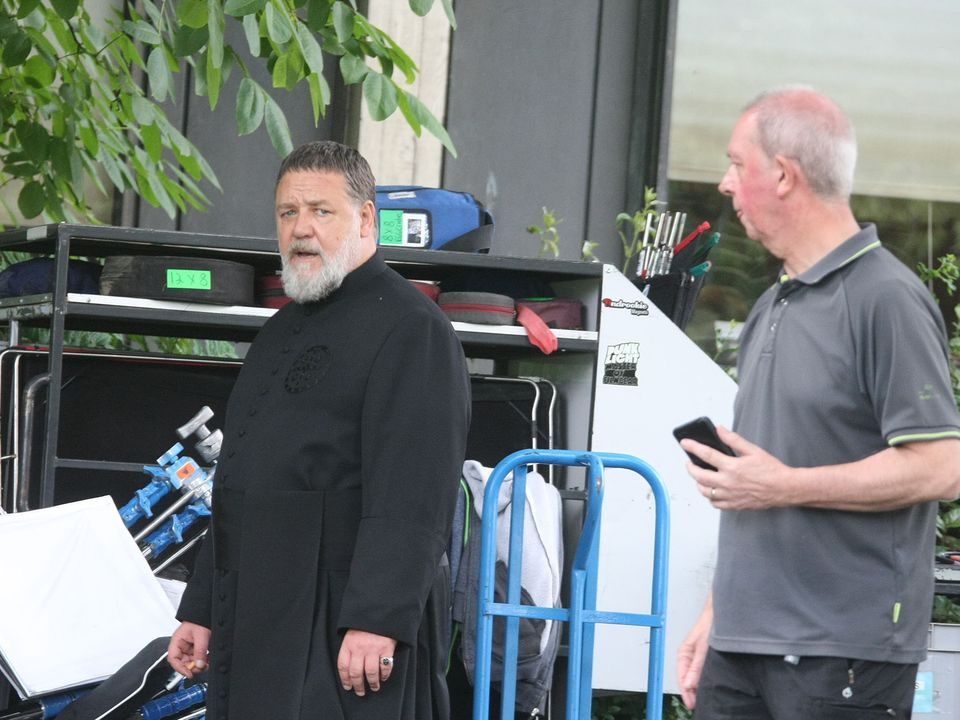 Russell Crowe on set in Dublin